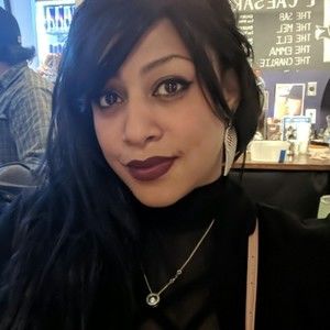 Meet your Posher, Candi